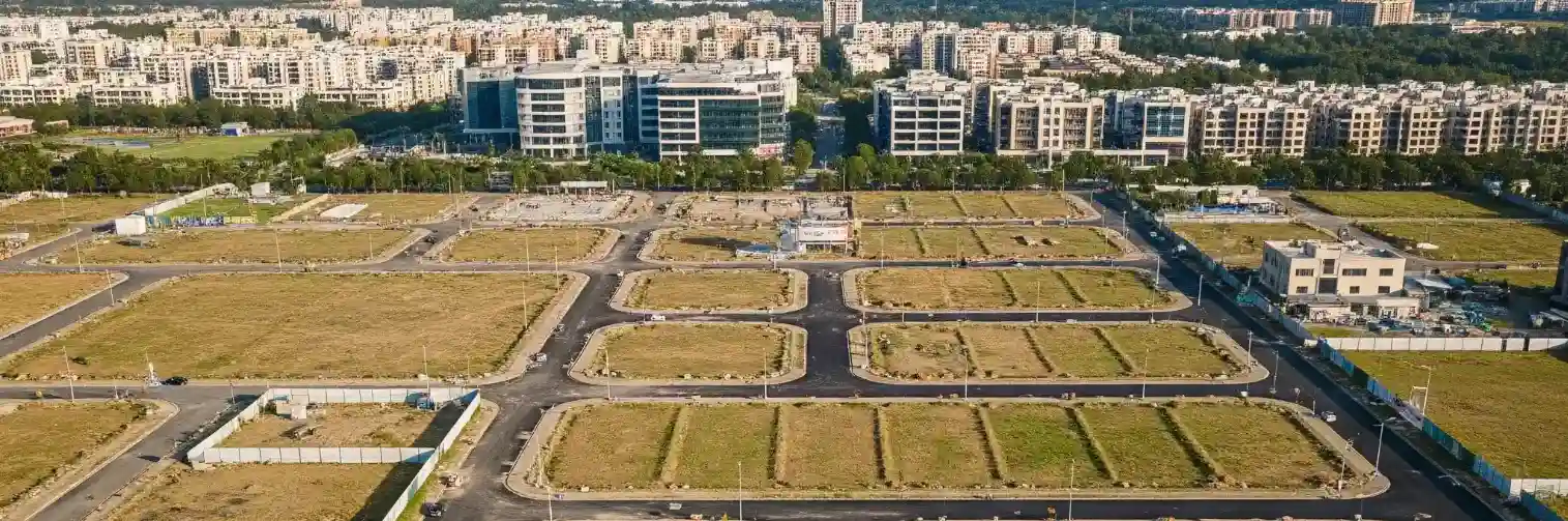 Plots in Alpha 2 Greater Noida