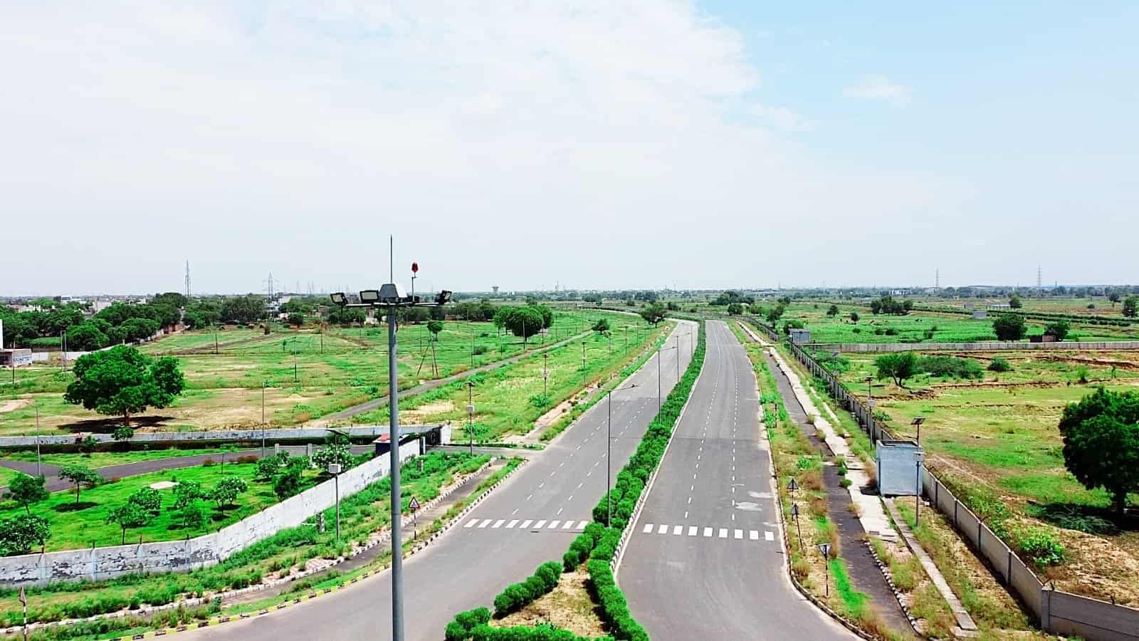 Plots in Sector 50 Noida