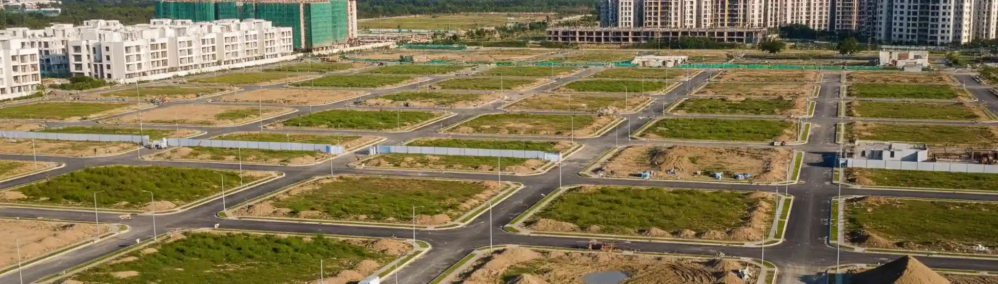 Plots in Xu-2 Greater Noida